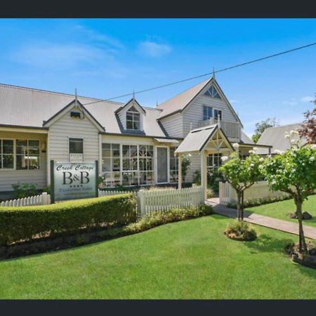 Creek Cottage Bed And Breakfast Traralgon Eksteriør billede