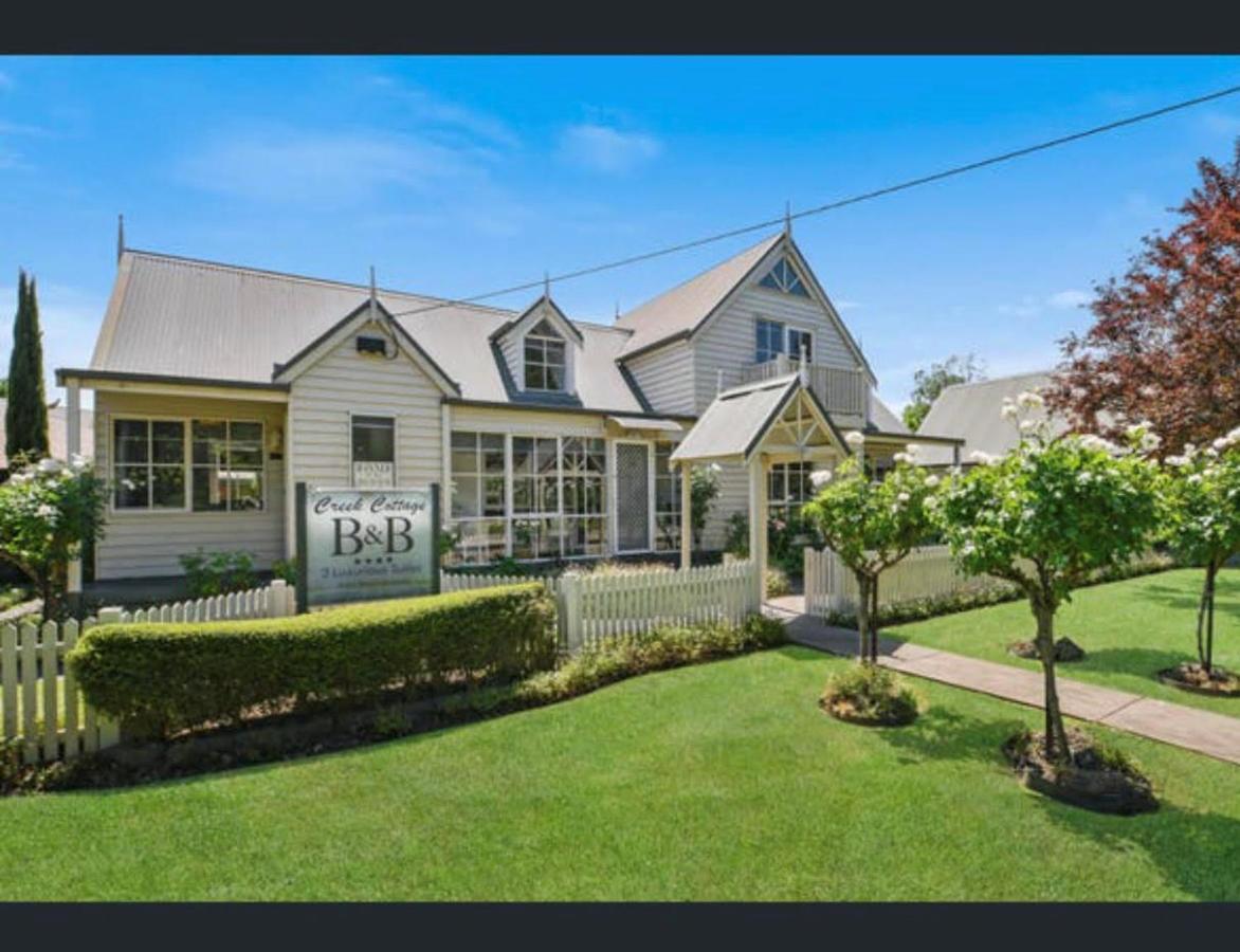 Creek Cottage Bed And Breakfast Traralgon Eksteriør billede
