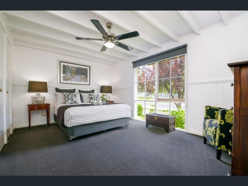 Creek Cottage Bed And Breakfast Traralgon Eksteriør billede
